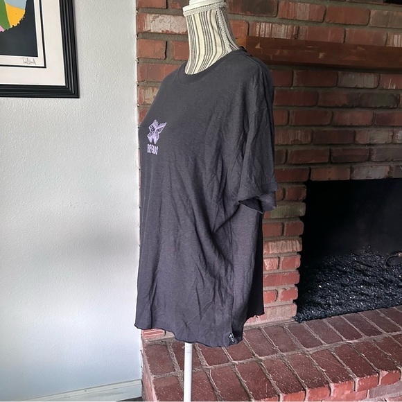 NWT Afends x Fran Little Dreamer Hemp Oversized Tee in Charcoal Gray Sz XS - Picture 3 of 7